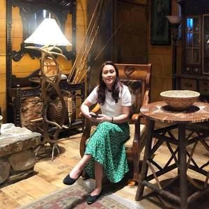 Meet your Posher, Cristina